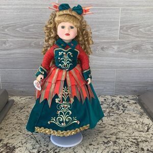 PORCELAIN DOLL VICTORIAN ROSE COLLECTION HOLIDAY